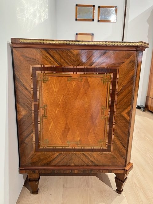 Louis XVI Kommode.4