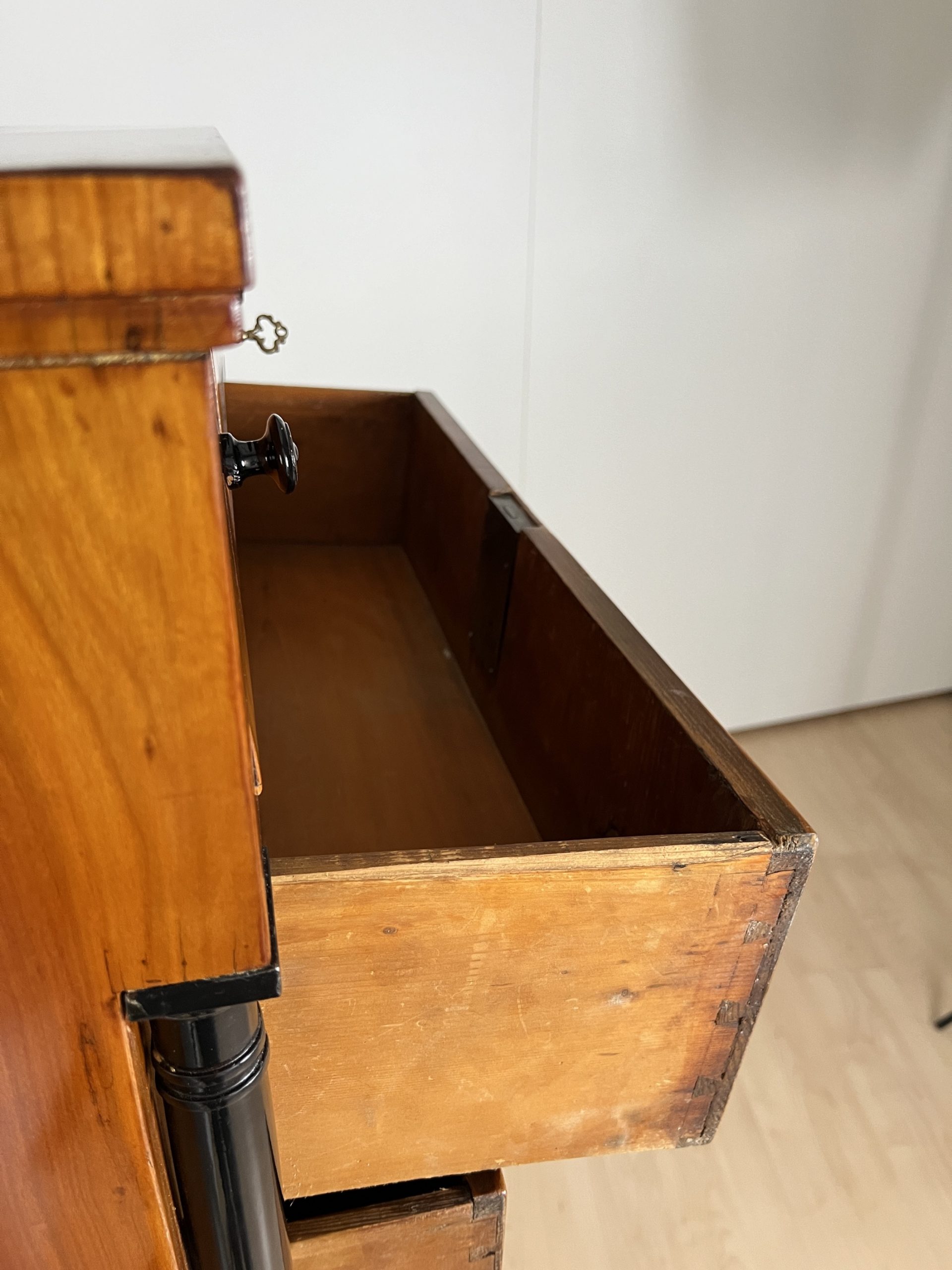 Biedermeier Chiffoniere, Kirschbaum, Süddeutschland6