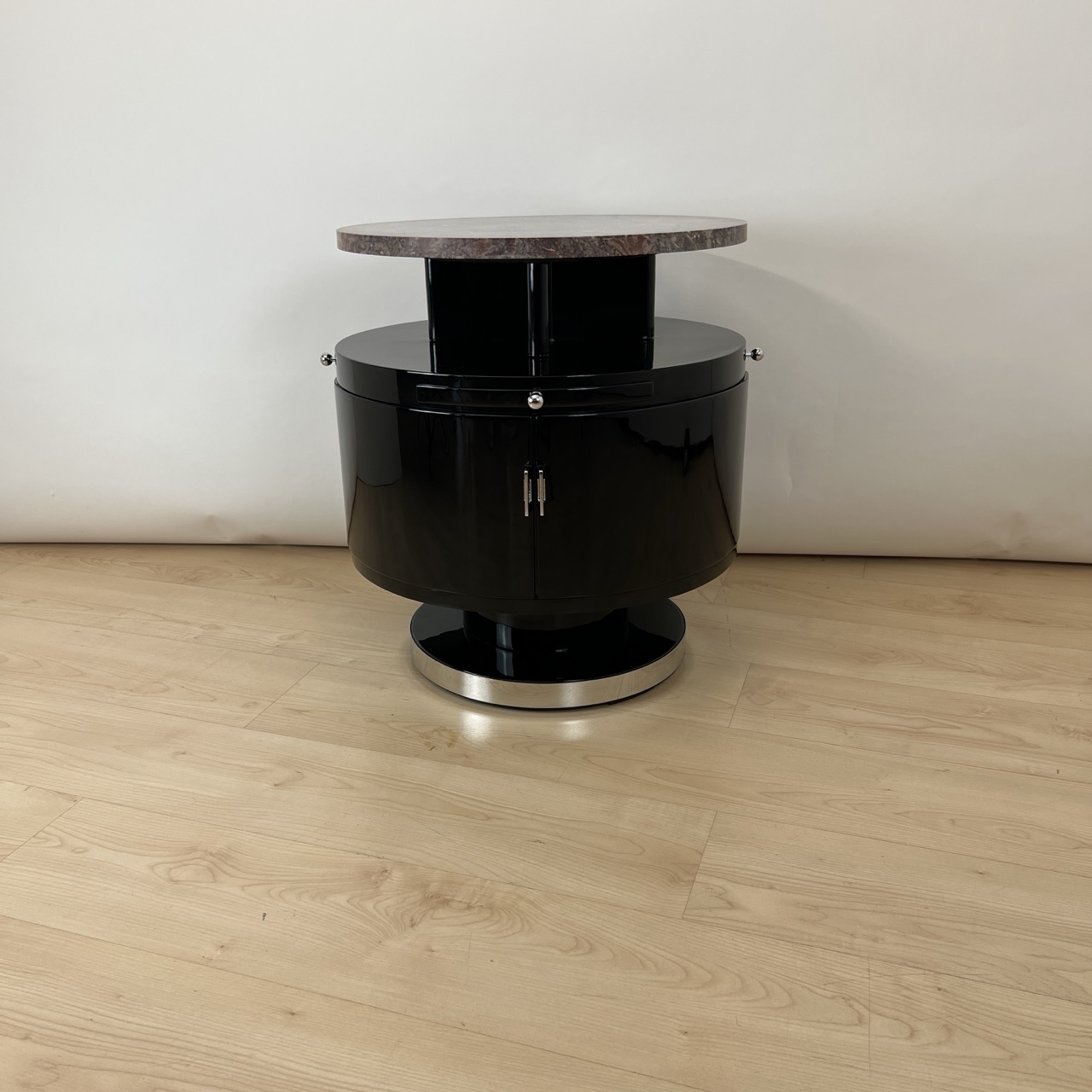 Runder drehbarer Art Deco Beistelltisch