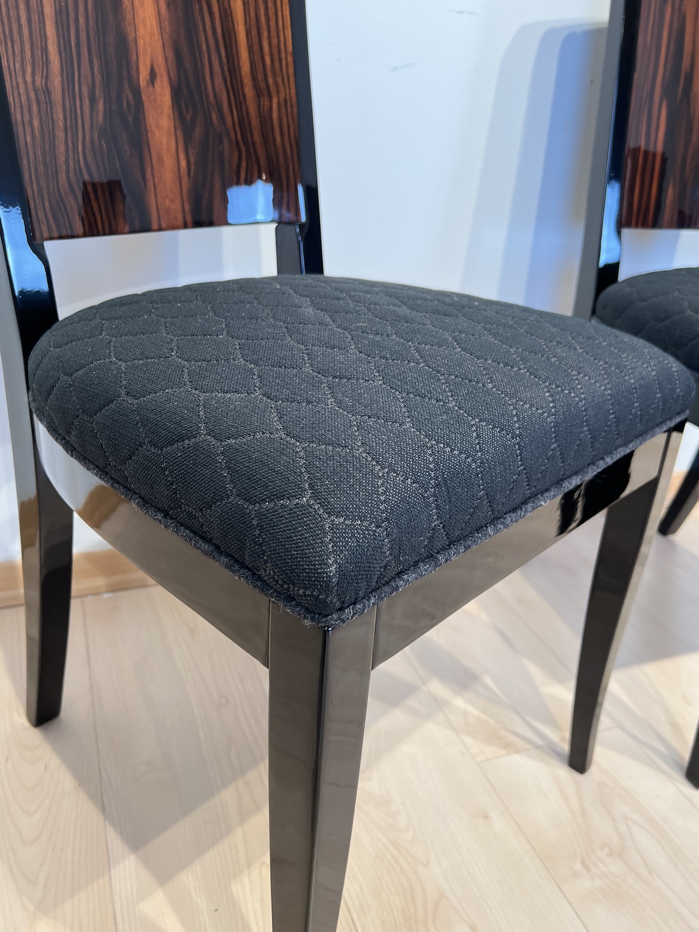 Art Deco Makassar Sitzgruppe mit 8 Stühlen1