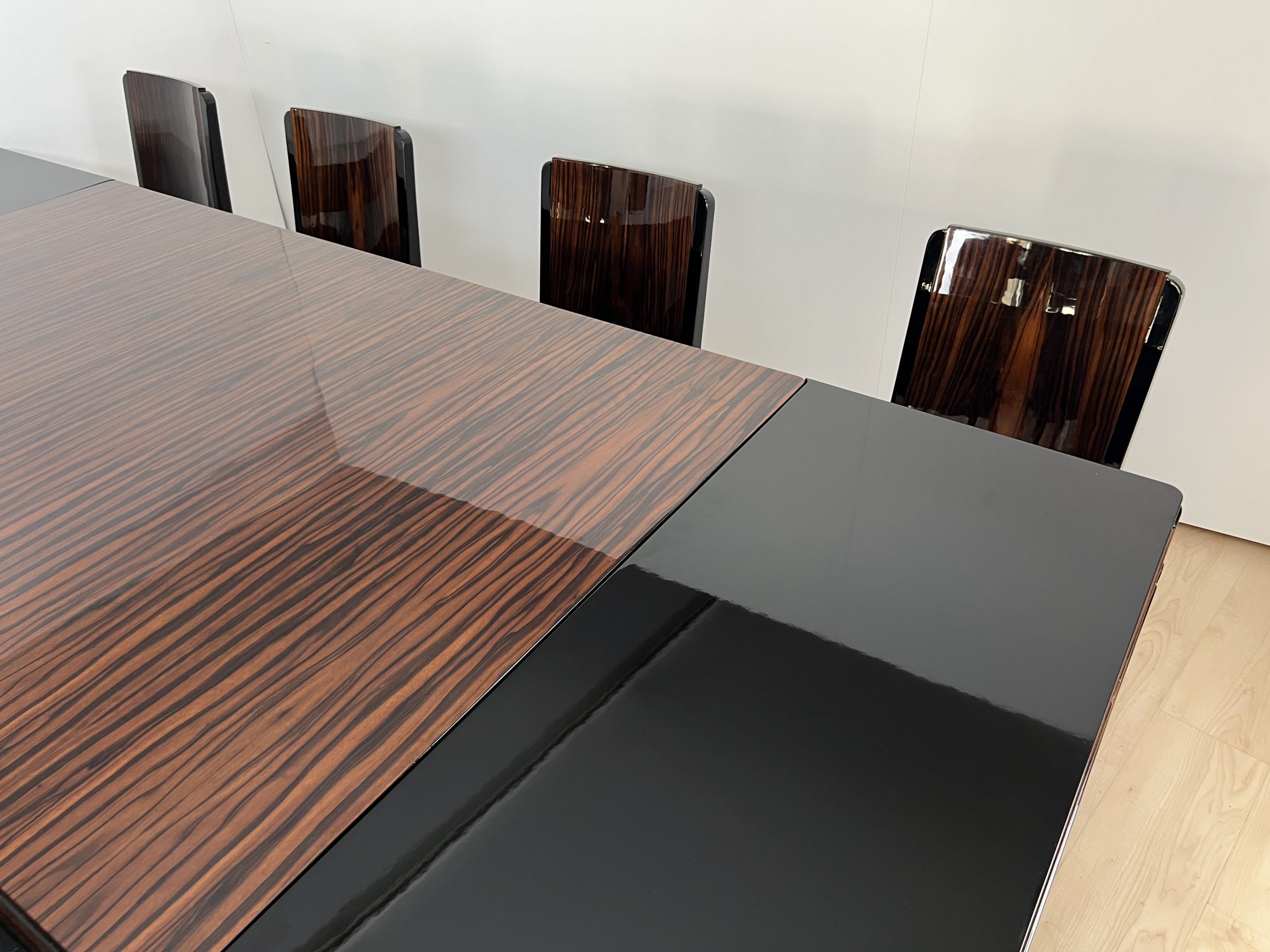 Art Deco Speisegruppe in Makassar 8