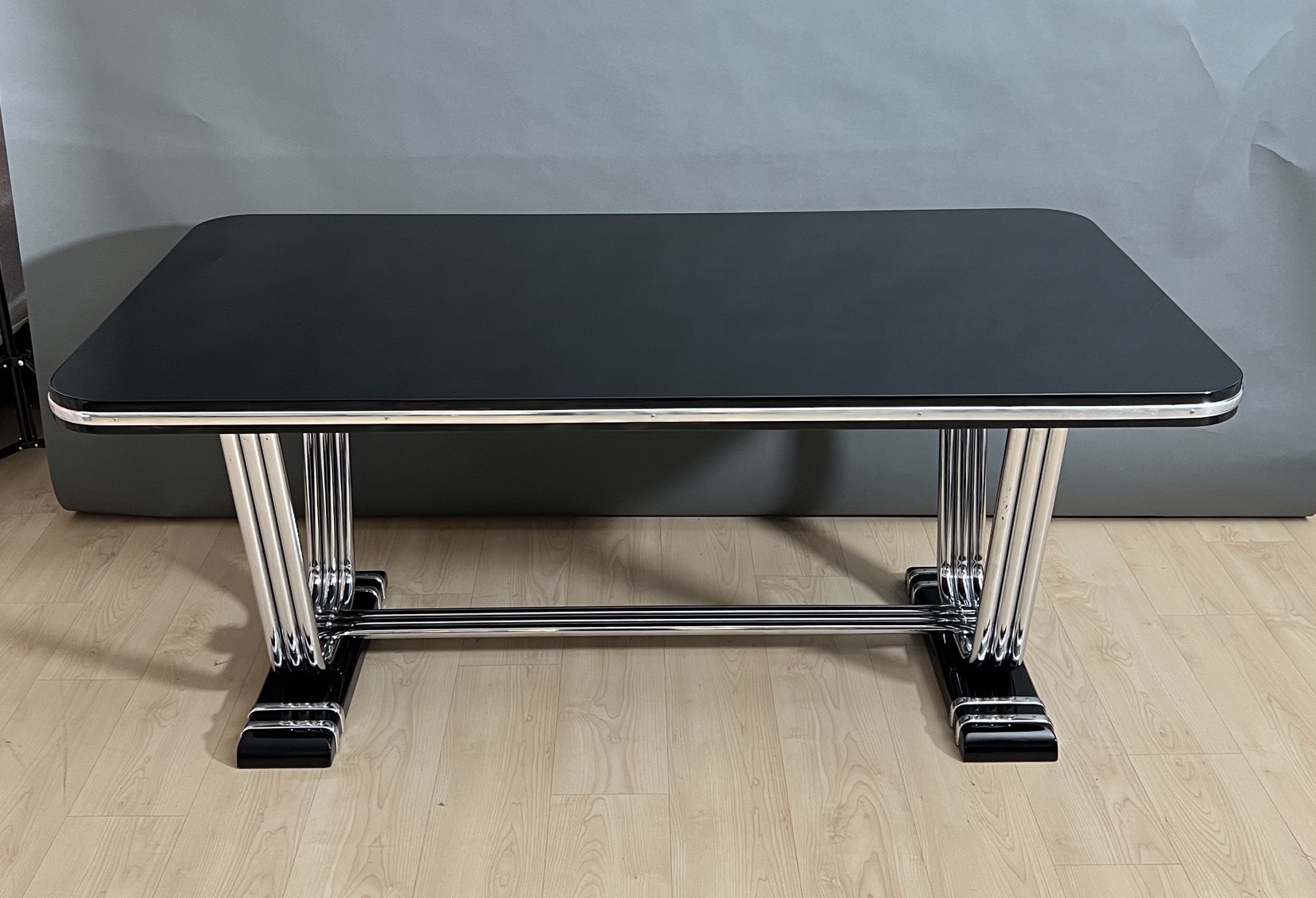 Bauhaus Steeltube Dining Table, PEL, Chrome, Balck Lacquer, England circa 1935