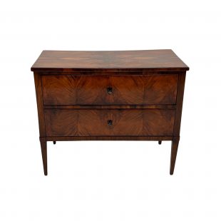 Biedermeier Kommode, Nussbaum.1