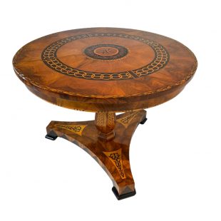 Biedermeier Salontisch, Nussbaum mit Intarsien, Deutschland um 1830