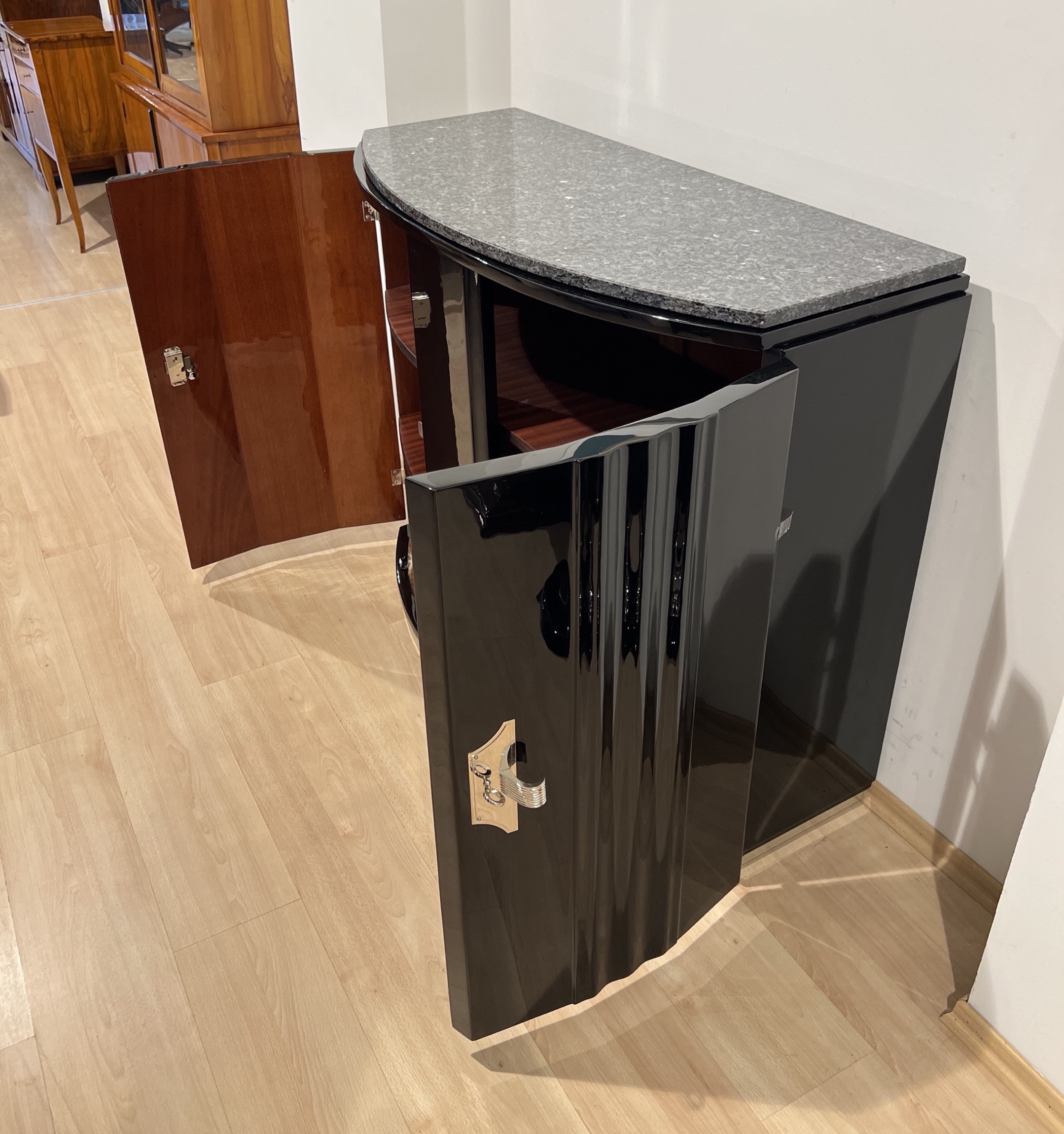 Art Deco Sideboard, Schwarzer Klavierlack, Chrom, Granit6