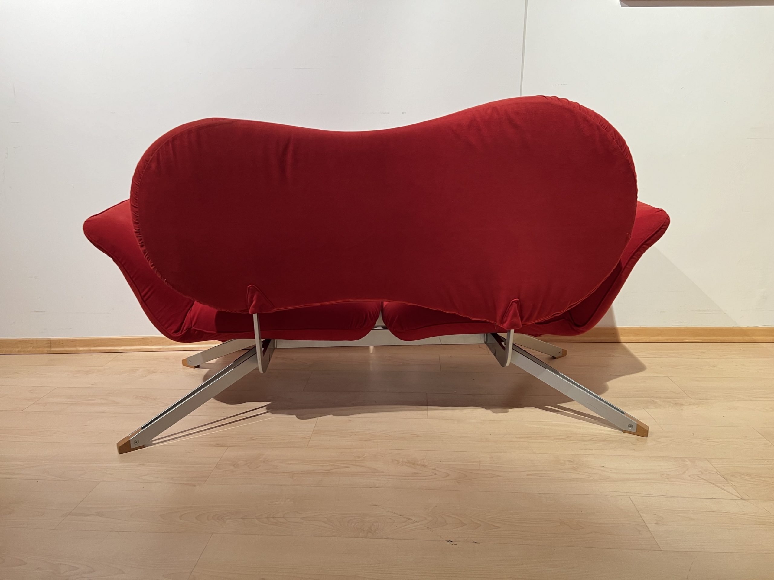 Italienisches rotes Design Sofa, Bonaldo, Arnold17