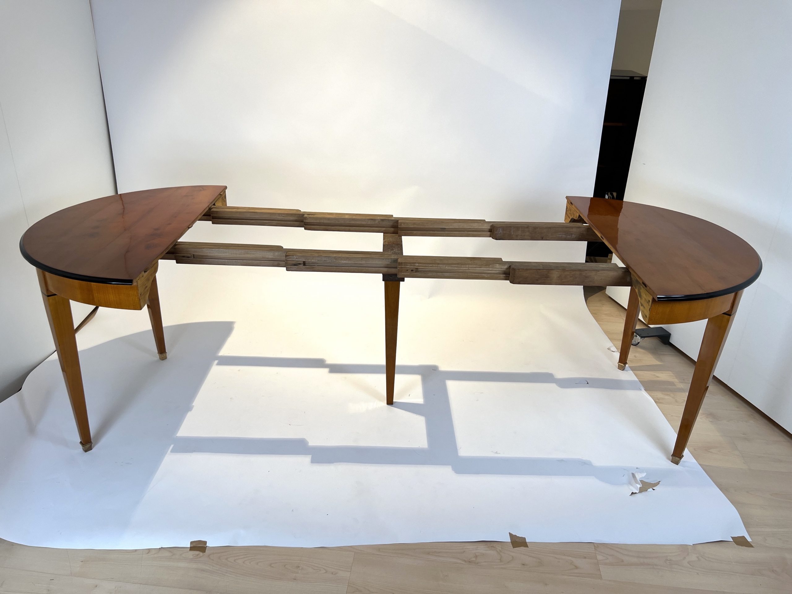 Biedermeier Auziehtisch, Kirschbaum