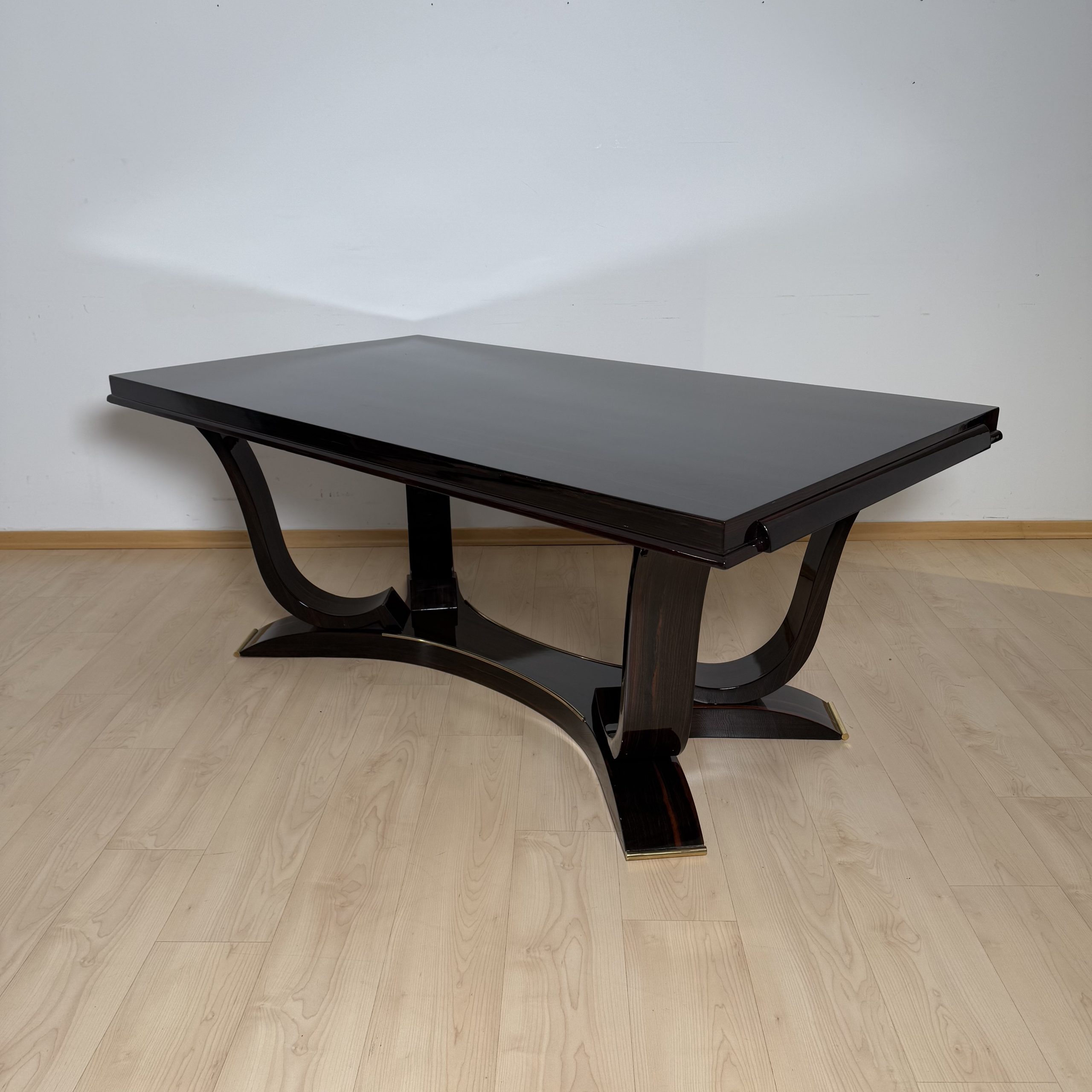 Art Deco Dining room Set in Macassar Ebony, Paris.2