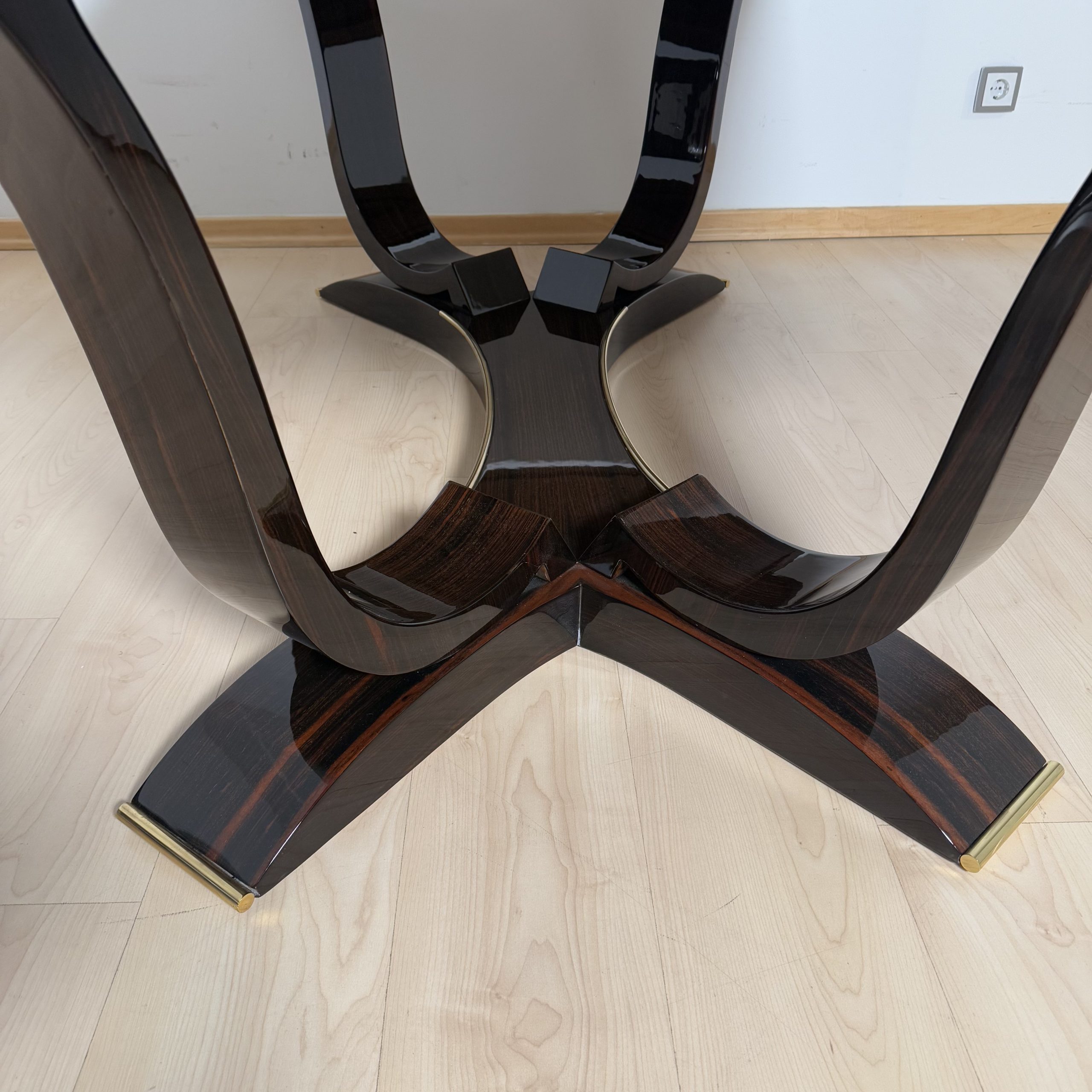 Art Deco Dining room Set in Macassar Ebony, Paris.3