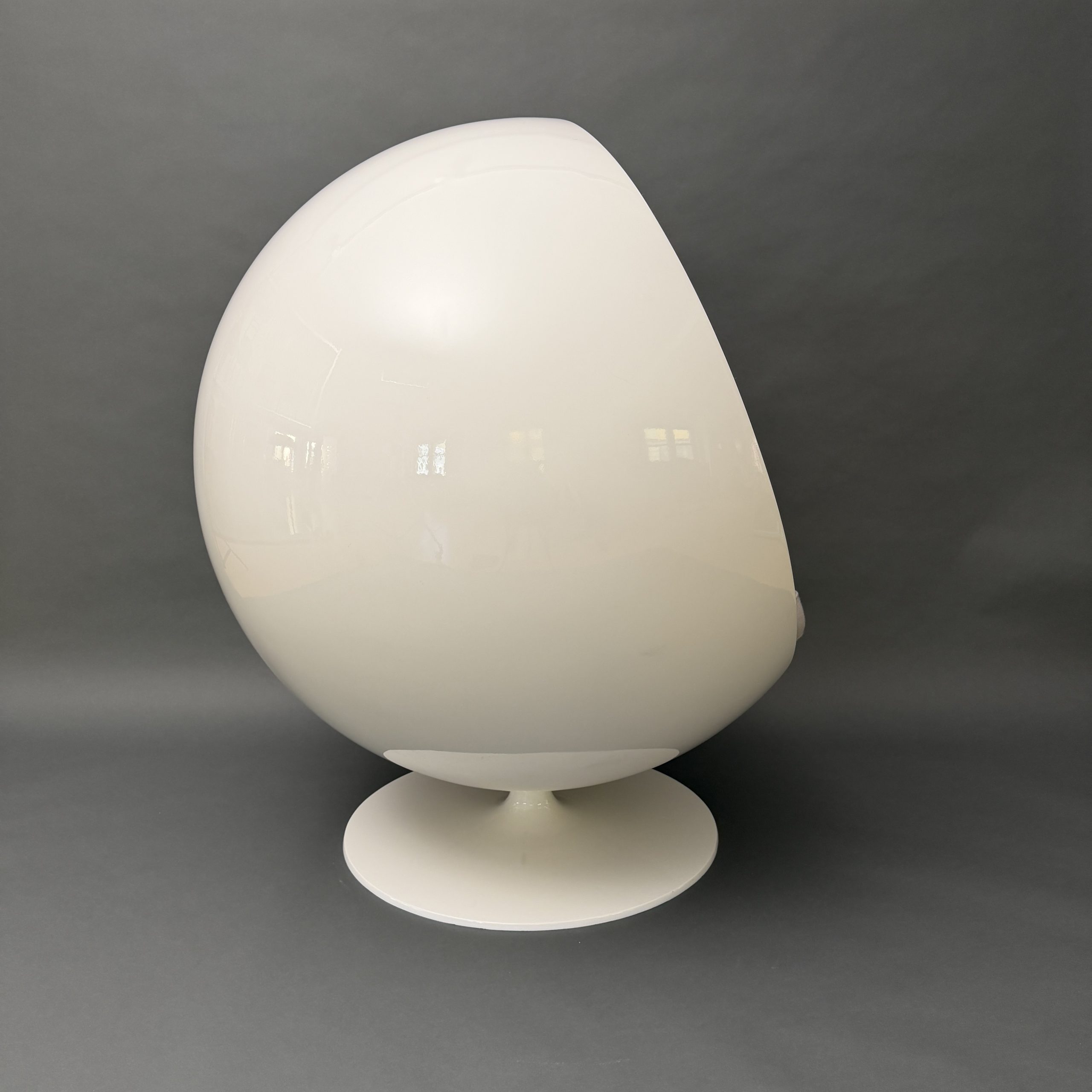 Asko Ball Chair, White Gray.6