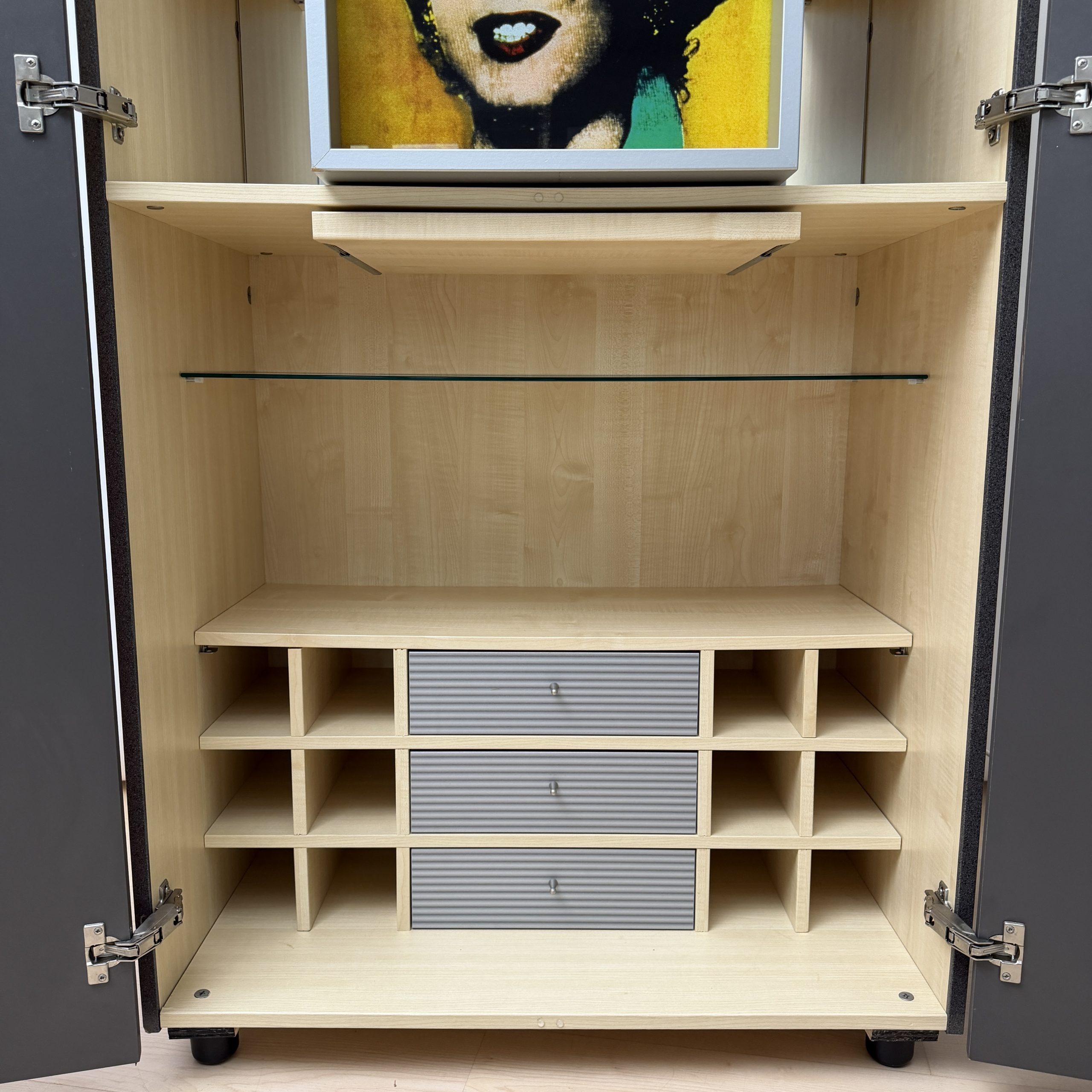 Hb collection, Andy Warhol, Gold Marilyn Schrank.15