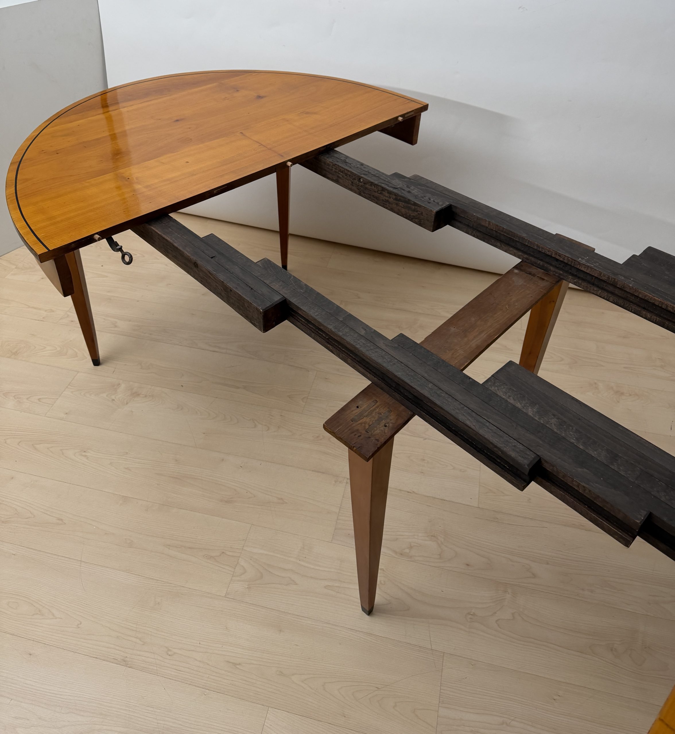 Biedermeier Ausziehtisch, Kirschbaum.8