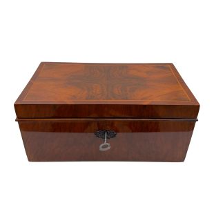 Biedermeier Schatulle, Nussbaum, Ahorn, Süddeutschland um 1860